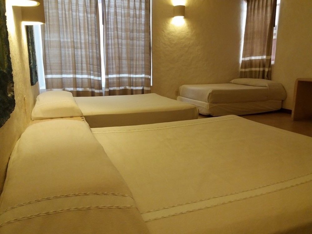Hotel Plaza Tangolunda Zewnętrze zdjęcie