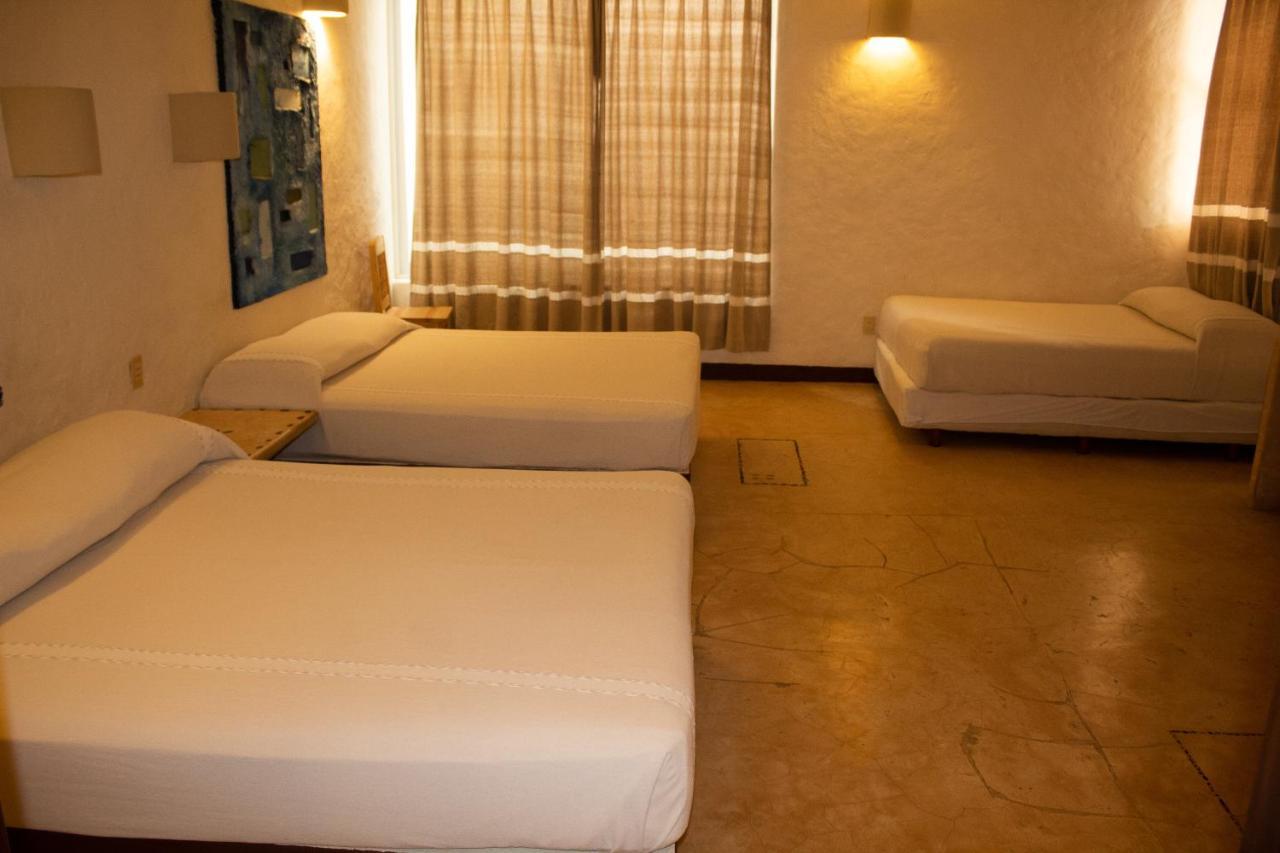 Hotel Plaza Tangolunda Zewnętrze zdjęcie