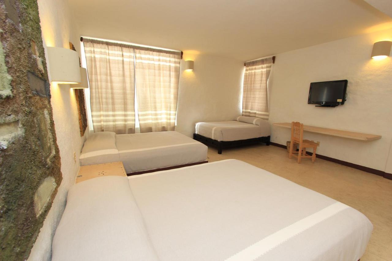 Hotel Plaza Tangolunda Zewnętrze zdjęcie