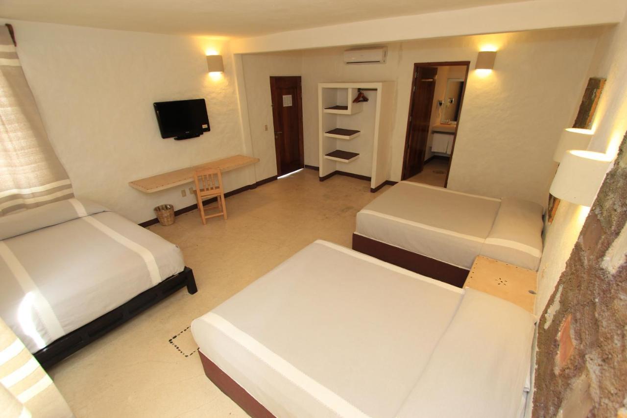 Hotel Plaza Tangolunda Zewnętrze zdjęcie