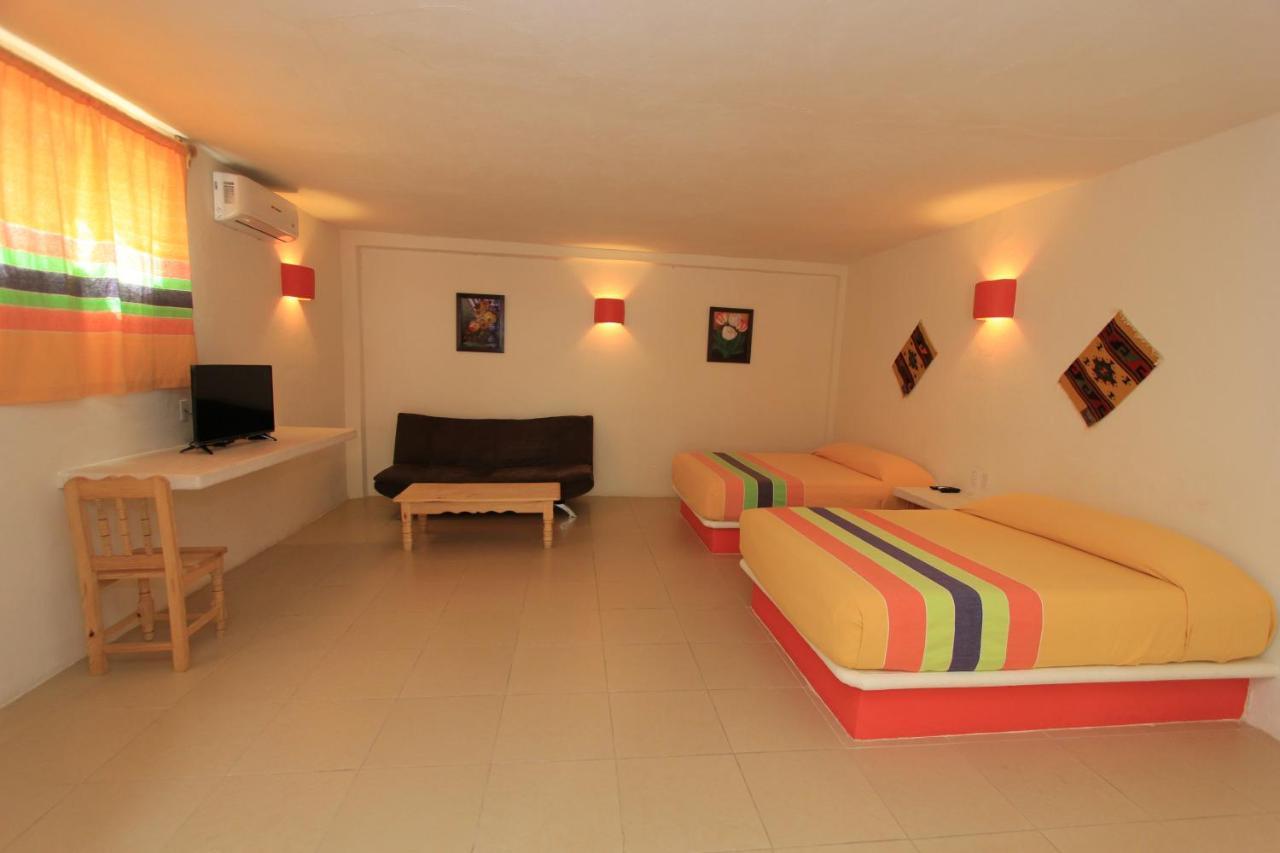 Hotel Plaza Tangolunda Zewnętrze zdjęcie