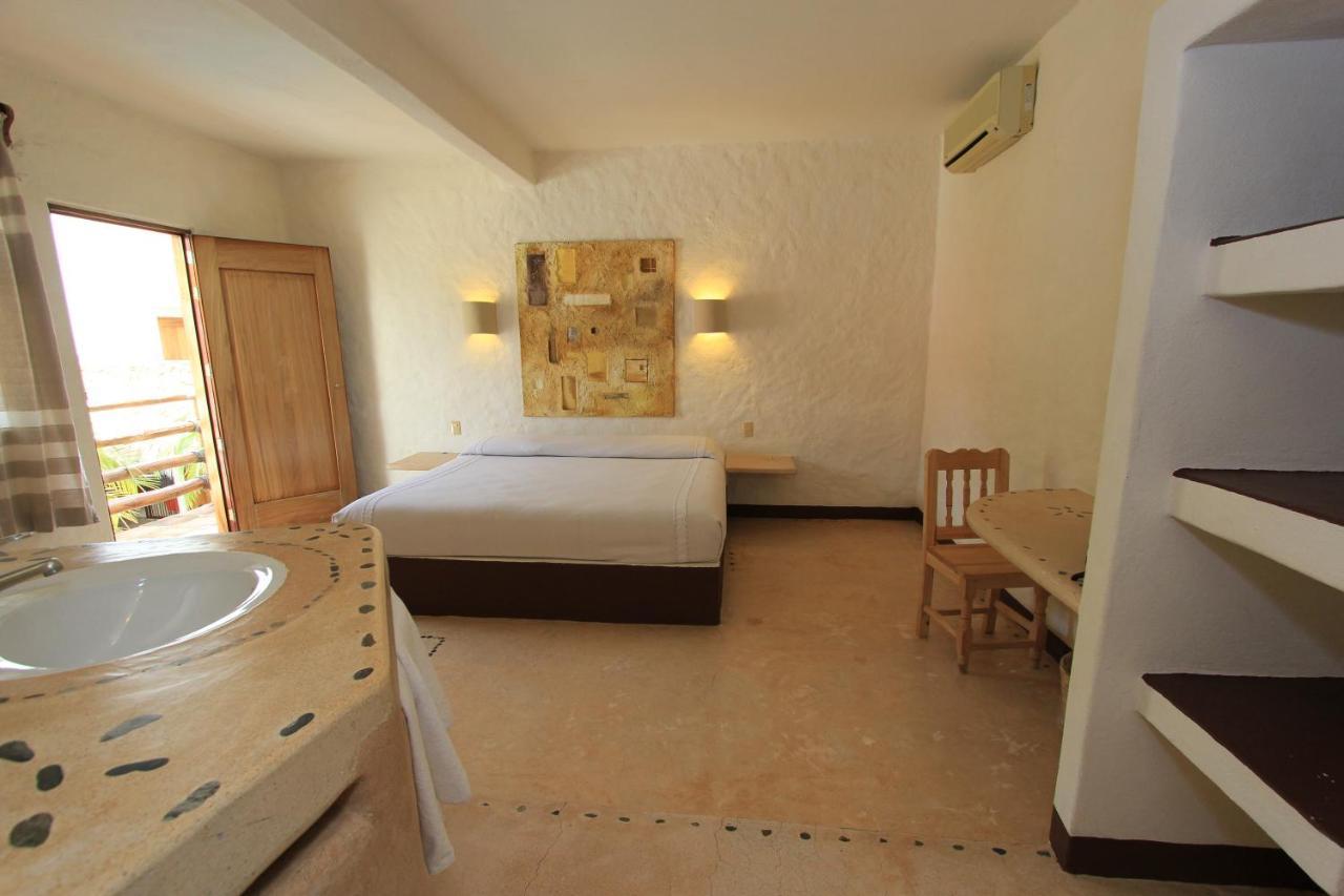 Hotel Plaza Tangolunda Zewnętrze zdjęcie