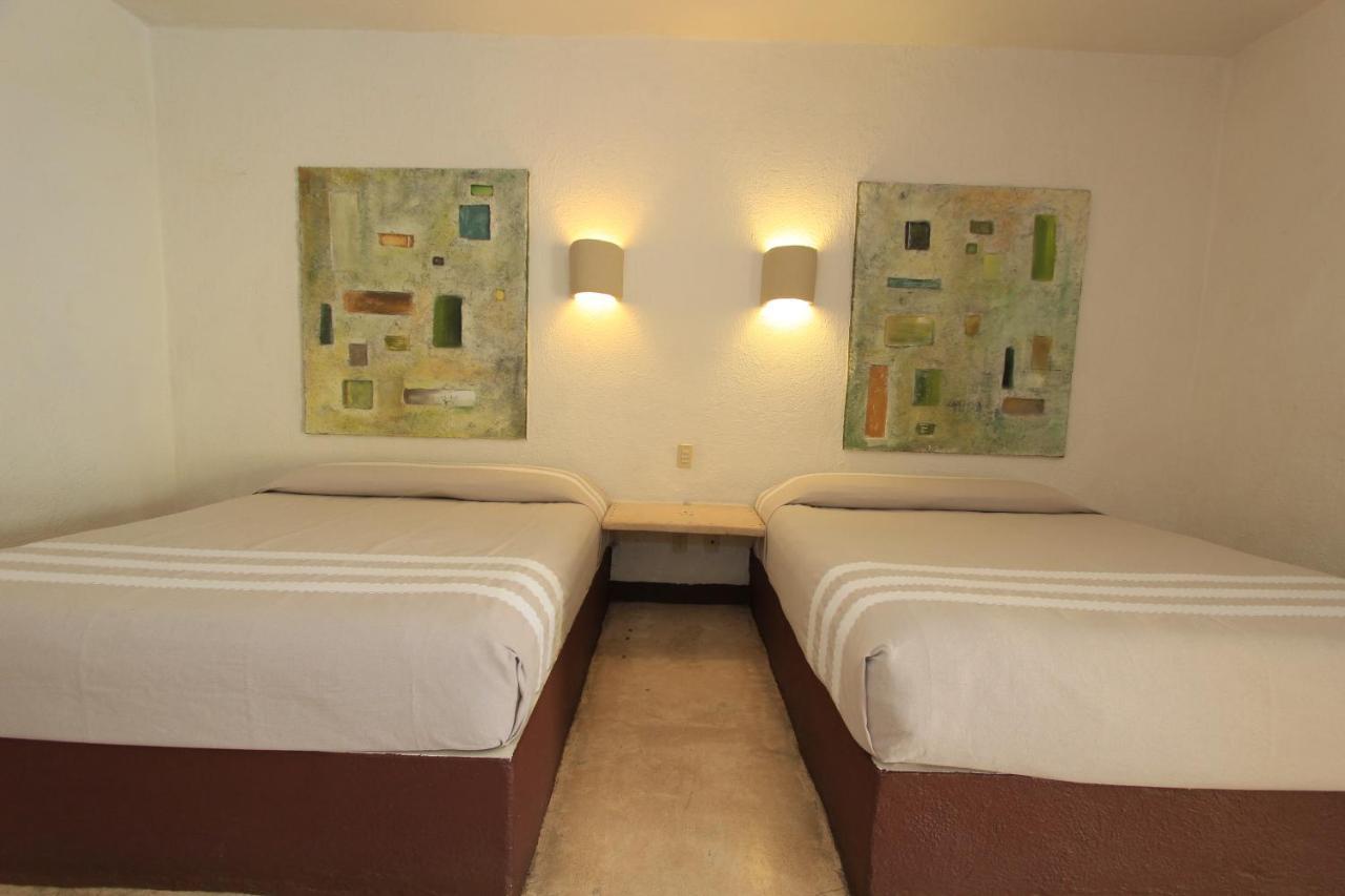 Hotel Plaza Tangolunda Zewnętrze zdjęcie