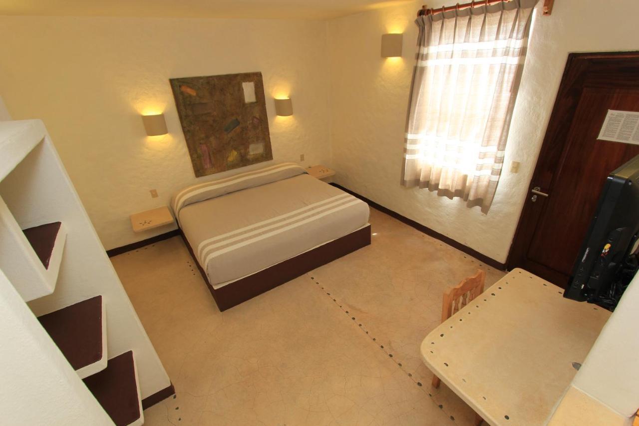 Hotel Plaza Tangolunda Zewnętrze zdjęcie